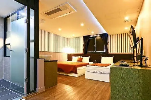 Haru Hotel Busan 3*,